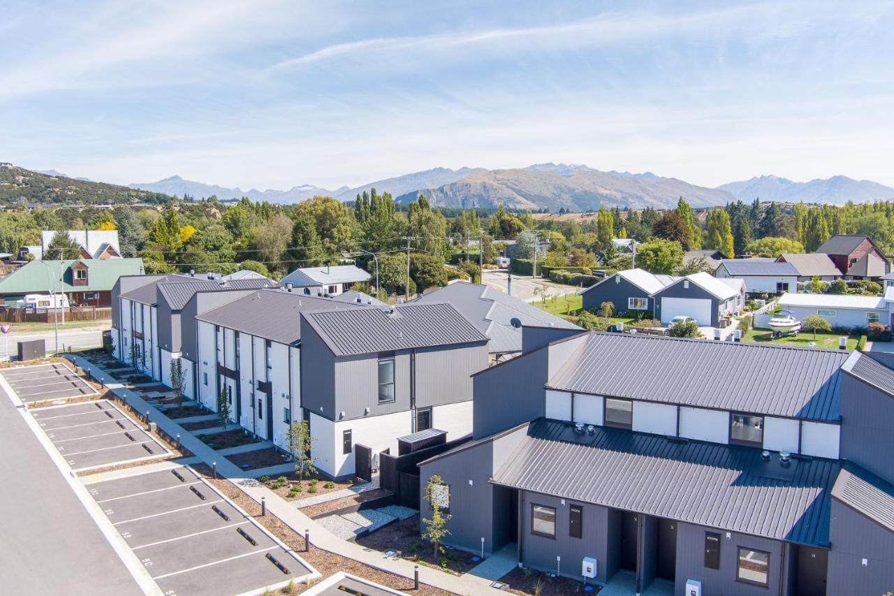 וואנאקה Alpine Junction Townhouse Apartments, Lodge & Hotel מראה חיצוני תמונה