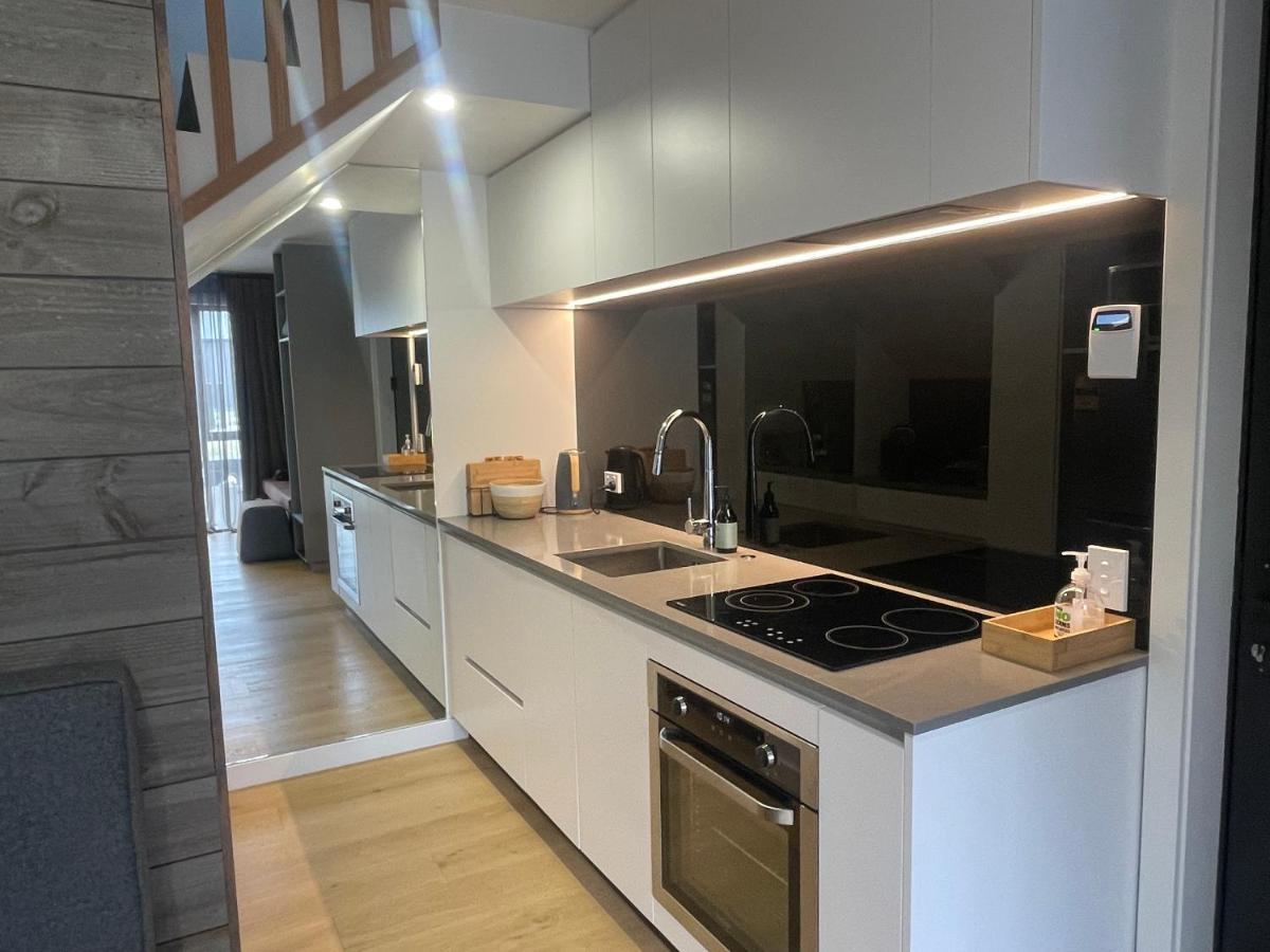 וואנאקה Alpine Junction Townhouse Apartments, Lodge & Hotel מראה חיצוני תמונה
