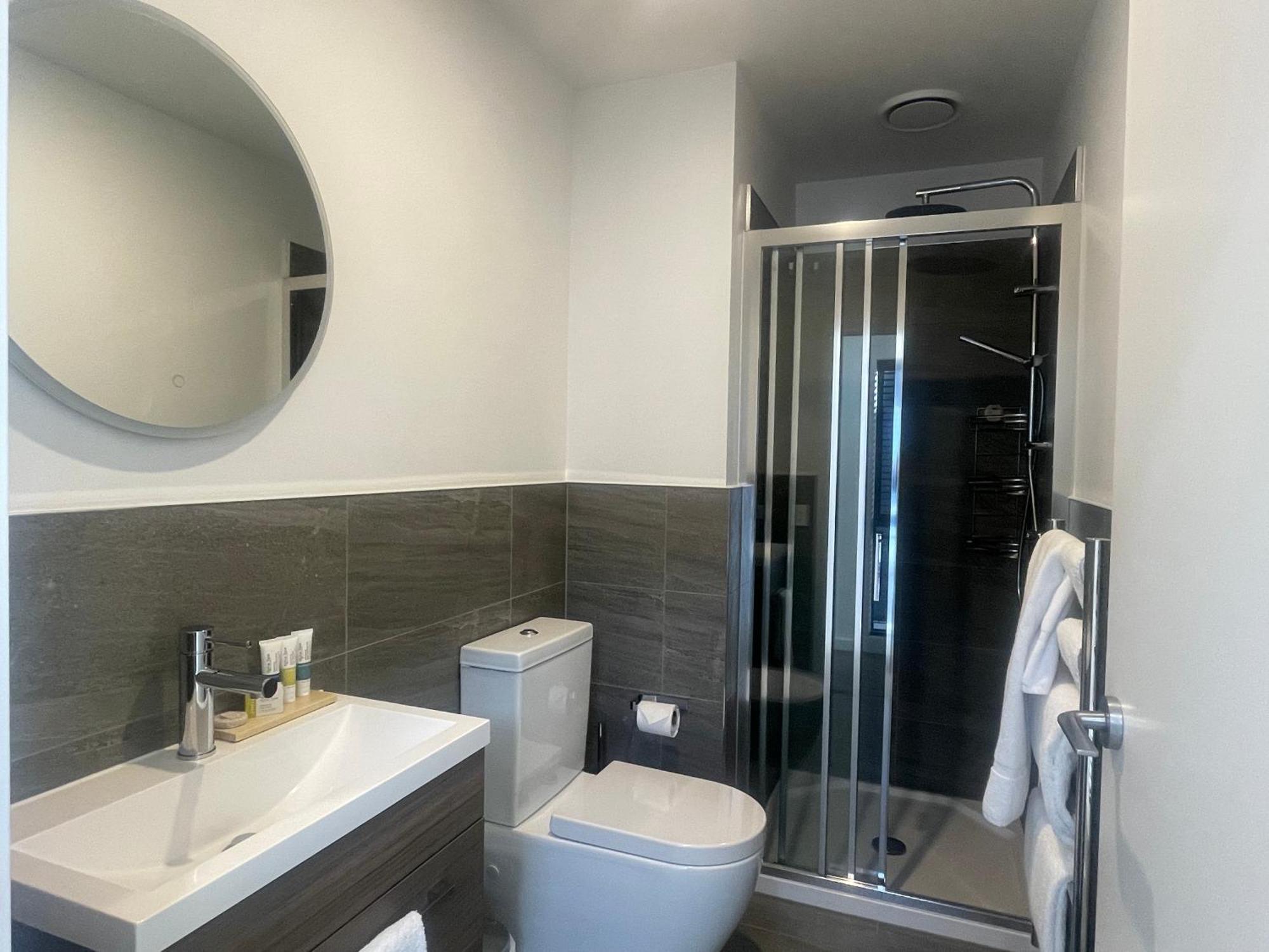 וואנאקה Alpine Junction Townhouse Apartments, Lodge & Hotel מראה חיצוני תמונה