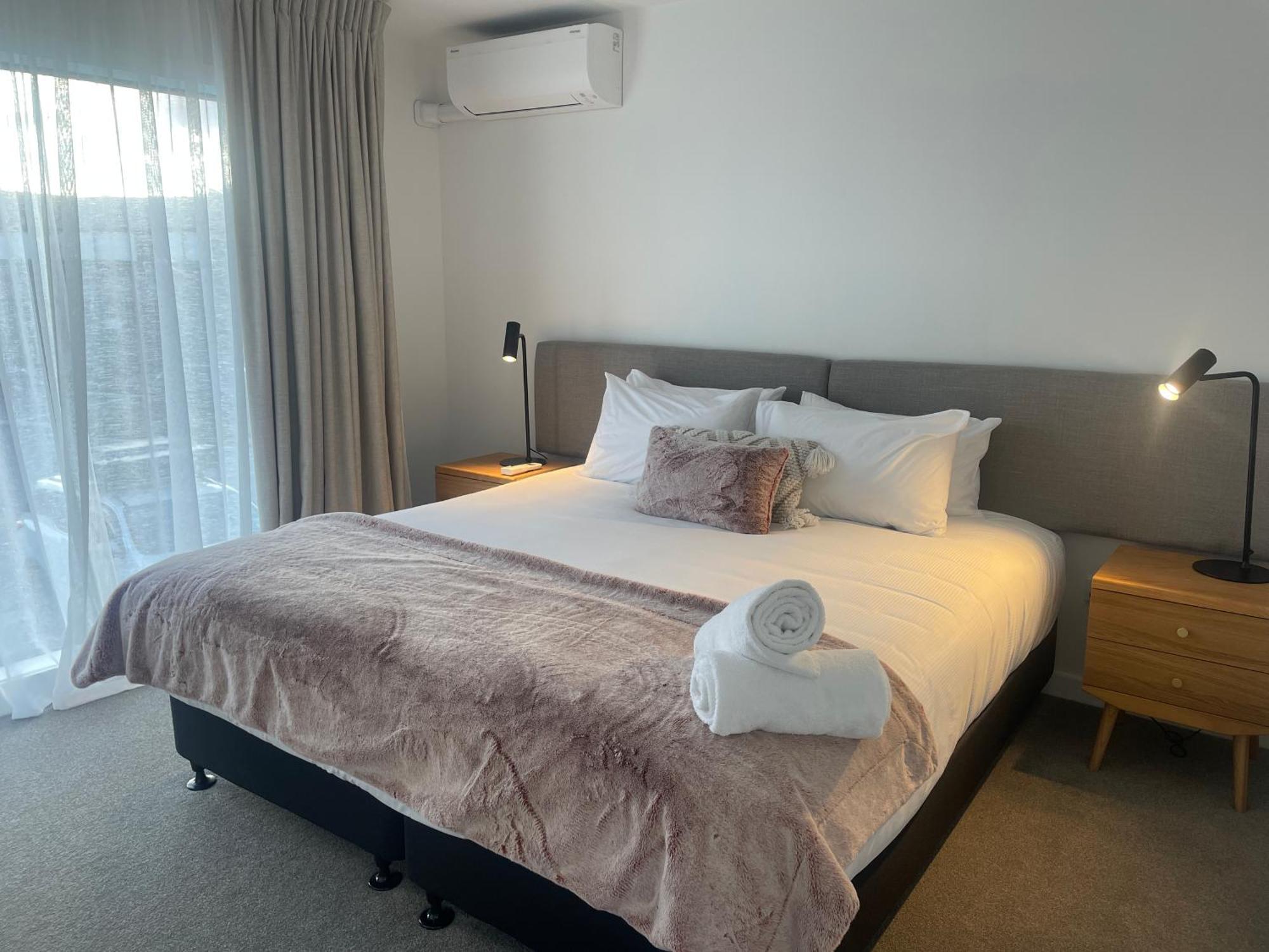 וואנאקה Alpine Junction Townhouse Apartments, Lodge & Hotel מראה חיצוני תמונה